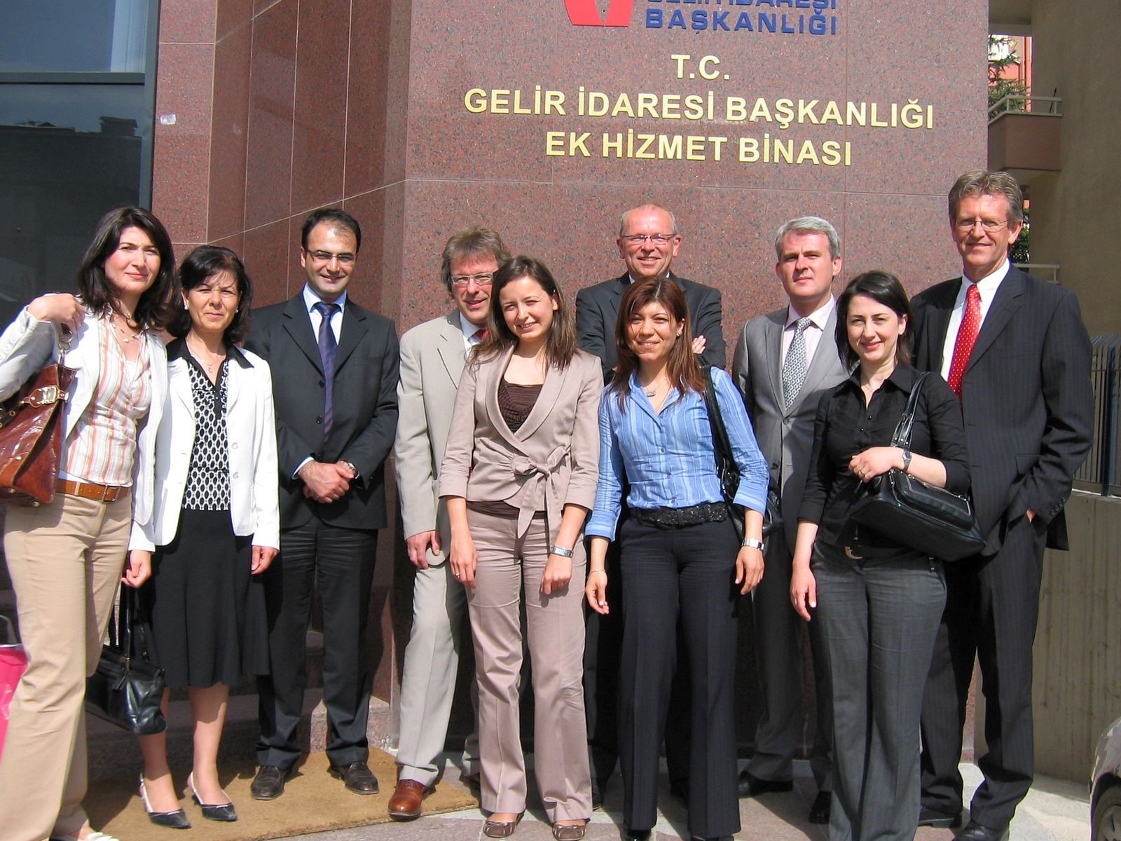 Vergi İletişim Merkezi 14 yıldır Türkiyeye hizmet veriyor
